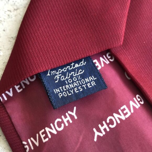 Vintage Givenchy tie - Picture 4 of 4
